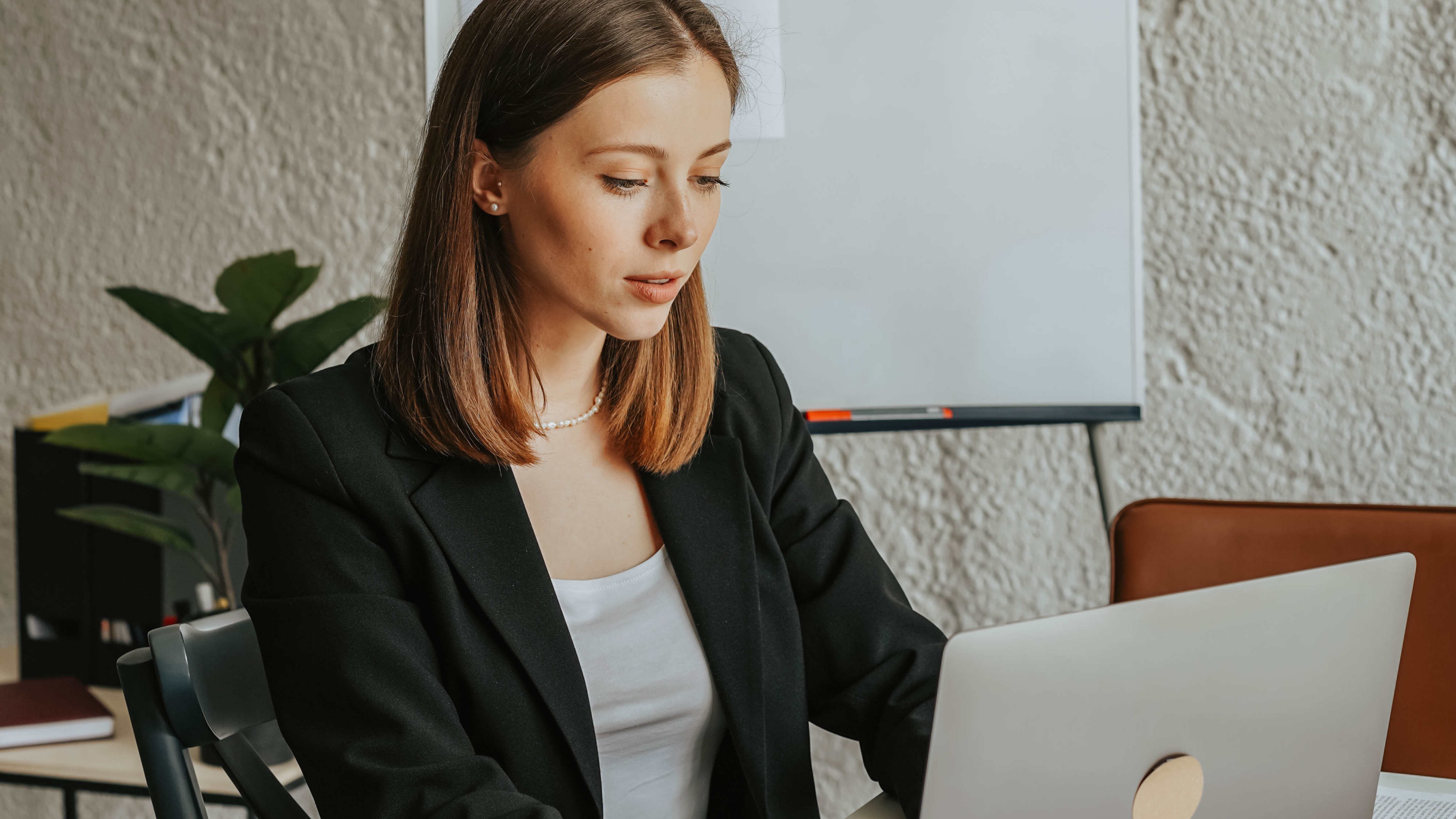 Cele mai competitive vs. cele mai deficitare industrii în 2025